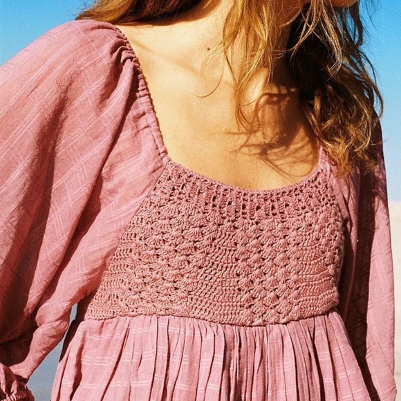 Free People Ari Crochet Puff Sleeve Mini Dress Dusty Rose XS NWT - Picture 3 of 6